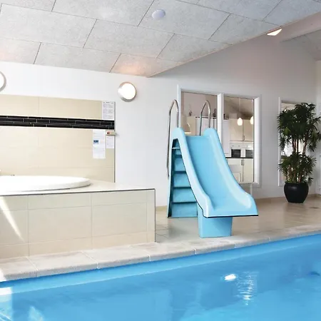 Nice Home In Ringkobing With Sauna Ringkøbing