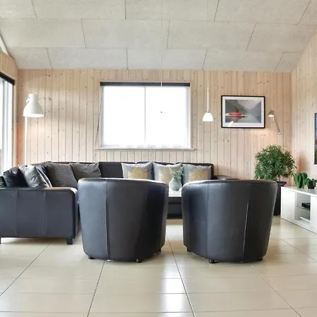 Stunning In Ringkobing With Sauna *