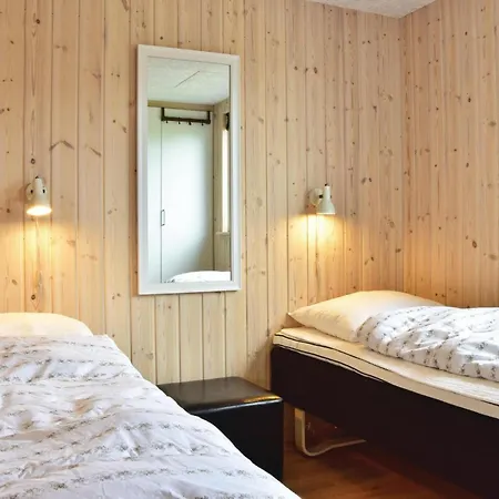 Hébergement de vacances In With Sauna *